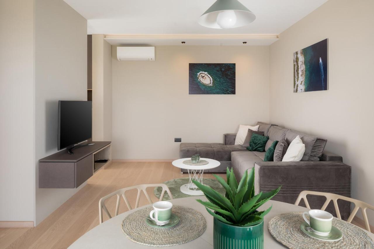 Luxury Apartment Bianco Pula Exterior foto